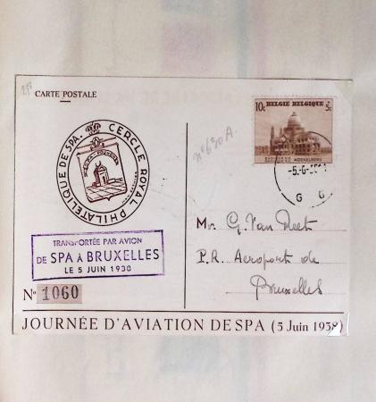 45 premiers vols de Belgique (1930 - 1938) dans un album souple brun ancien