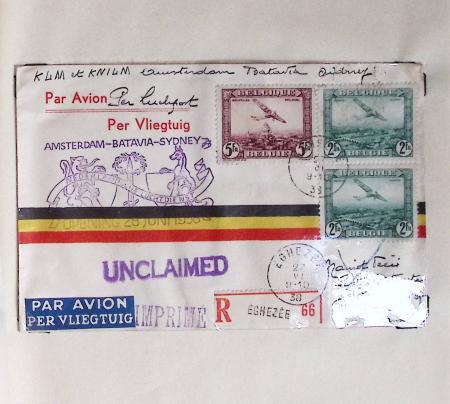 45 premiers vols de Belgique (1930 - 1938) dans un album souple brun ancien