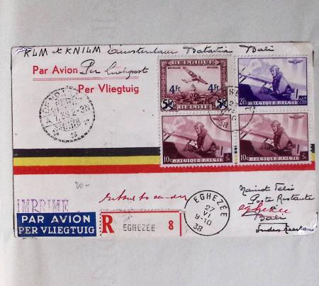 45 premiers vols de Belgique (1930 - 1938) dans un album souple brun ancien