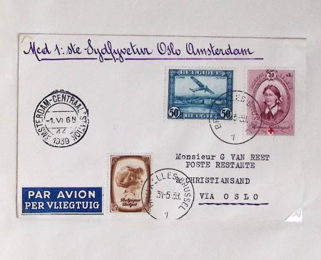 Belgique. 43 premiers vols 1938 - 1939 dont 2 Zeppelins vers l'Allemagne, dans un album souple brun ancien