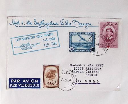 Belgique. 43 premiers vols 1938 - 1939 dont 2 Zeppelins vers l'Allemagne, dans un album souple brun ancien