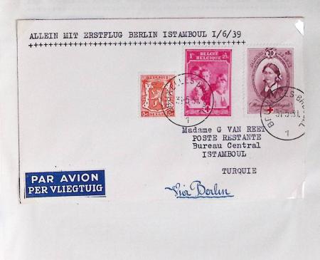 Belgique. 43 premiers vols 1938 - 1939 dont 2 Zeppelins vers l'Allemagne, dans un album souple brun ancien