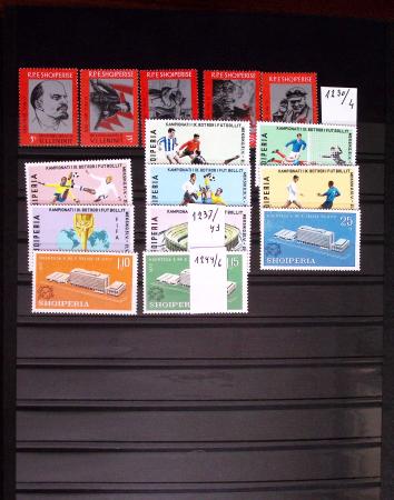 1913-1980 Mint & used collection in one stockbook,