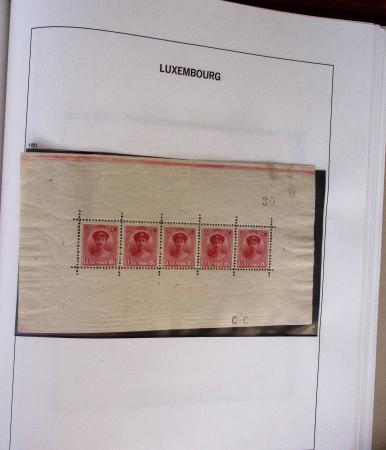 1852-1990 Attractive mint and used collection in two
