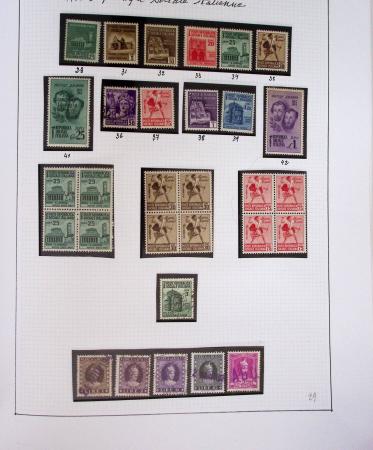 1852-2004 Mint and used collection of Italy in Davo