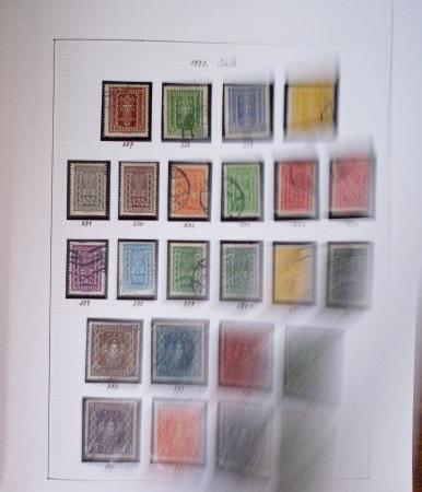 1850-1973 Chiefly used collection in one Davo album,