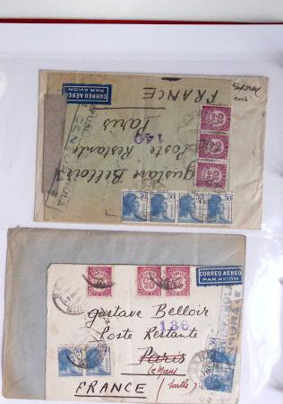 Classeur rouge contenant 93 lettres de la guerre d'Espagne provenant d'une collection primée en expo nationale dont censures et vignettes patriotiques