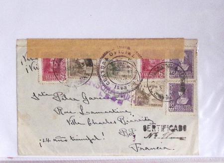 Classeur rouge contenant 93 lettres de la guerre d'Espagne provenant d'une collection primée en expo nationale dont censures et vignettes patriotiques