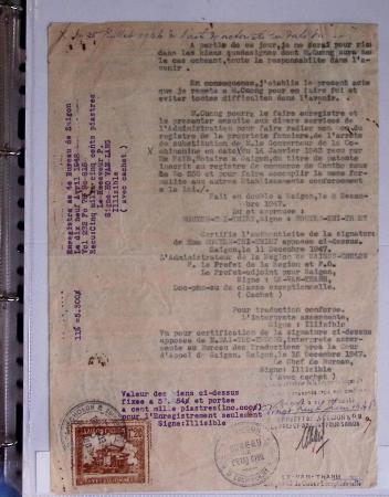 Dans un classeur bleu "exacompta" : timbres fiscaux de Cochinchine-taxes régionales Saïgon-Cholon sur 12 documents d'état-civil en matière indigène