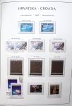 1942-2023 Mint collection in three Lighthouse albums