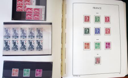 1849-1959, Collection bien fournie en album LEUCHTURM,