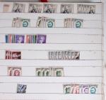 1950-2006env. Stock de neuf en cinq classeurs et une