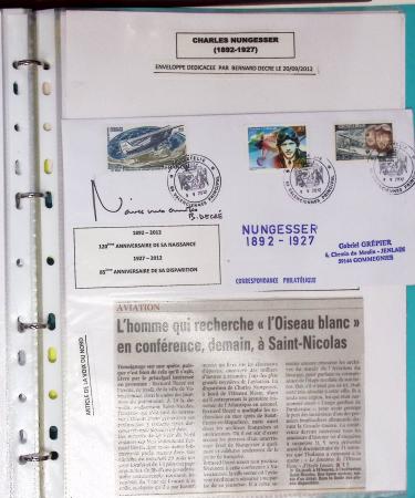 Nungesser et Coli. Collection de 50 documents dans une chemise plastique bleu clair dont 4 cartes postales d'époque, n°1523 épreuve de luxe,...