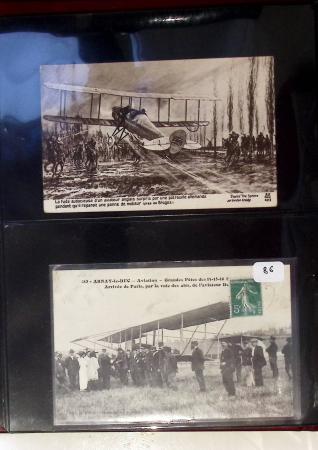 Album compact Safe brun contenant 92 cartes postales anciennes d'aviation et 14 vignettes, nombreux meetings dont porte-timbre Rouen aviation 1910,...