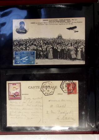 Album compact Safe brun contenant 92 cartes postales anciennes d'aviation et 14 vignettes, nombreux meetings dont porte-timbre Rouen aviation 1910,...