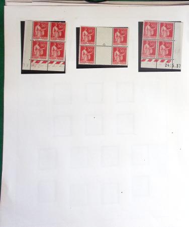1900- 1959, Deux albums avec des timbres neufs et oblitérés