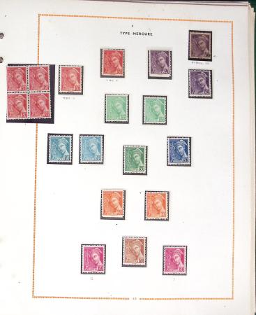 1900- 1959, Deux albums avec des timbres neufs et oblitérés
