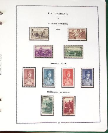 1900- 1959, Deux albums avec des timbres neufs et oblitérés