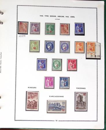 1900- 1959, Deux albums avec des timbres neufs et oblitérés