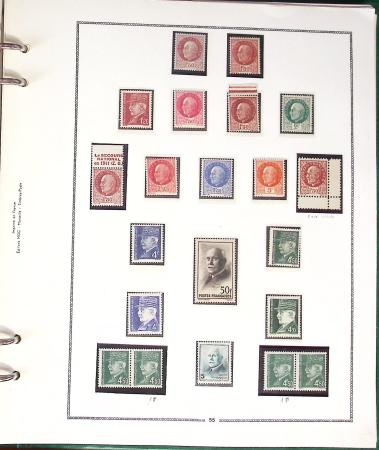1900- 1959, Deux albums avec des timbres neufs et oblitérés