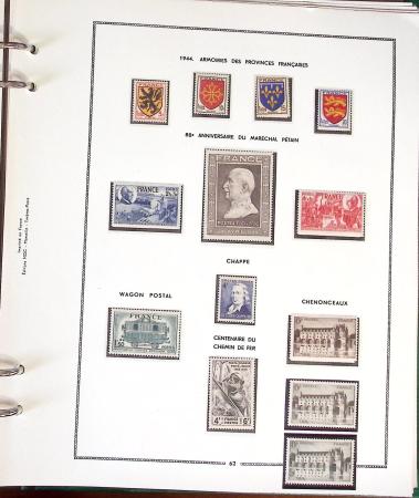 1900- 1959, Deux albums avec des timbres neufs et oblitérés