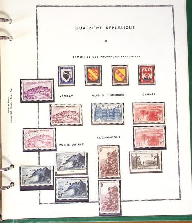 1900- 1959, Deux albums avec des timbres neufs et oblitérés