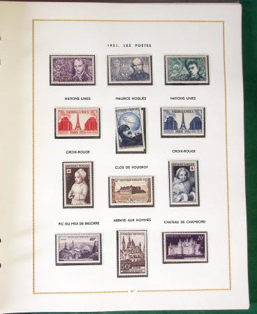 1900- 1959, Deux albums avec des timbres neufs et oblitérés