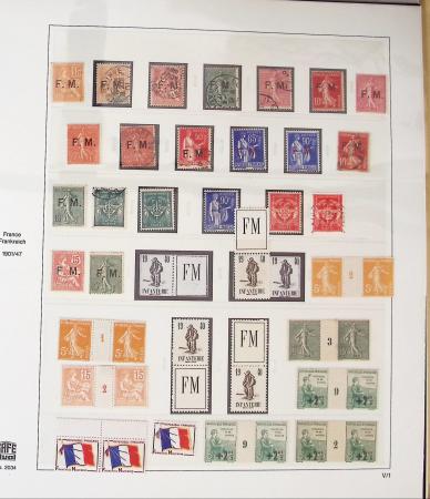 1900- 1959, Deux albums avec des timbres neufs et oblitérés