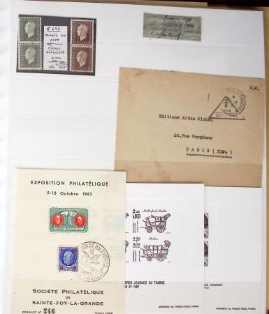 1900- 1959, Deux albums avec des timbres neufs et oblitérés