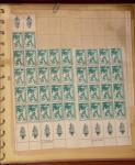 1900- 1959, Deux albums avec des timbres neufs et oblitérés