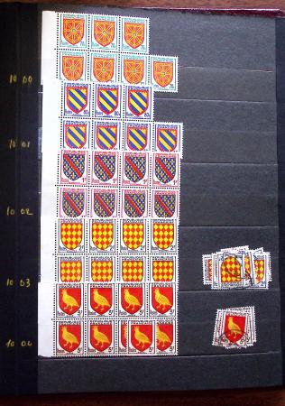 1910-1960 env. Grande quantité de timbres neufs rangés