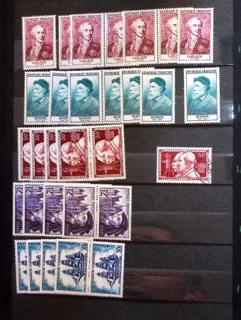 1910-1960 env. Grande quantité de timbres neufs rangés