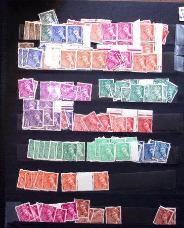 1910-1960 env. Grande quantité de timbres neufs rangés
