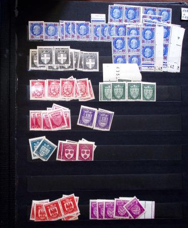 1910-1960 env. Grande quantité de timbres neufs rangés