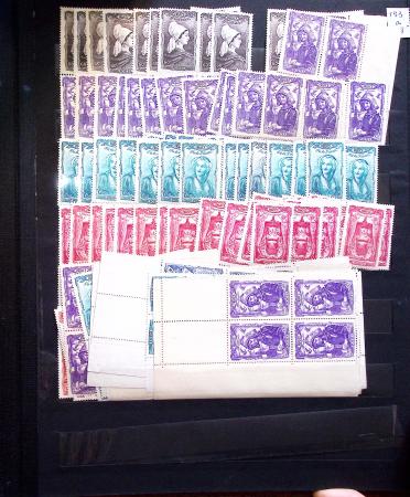 1910-1960 env. Grande quantité de timbres neufs rangés