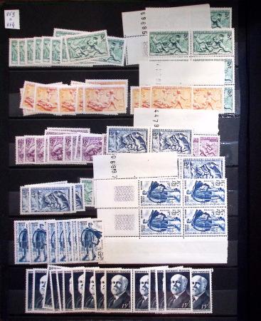 1910-1960 env. Grande quantité de timbres neufs rangés