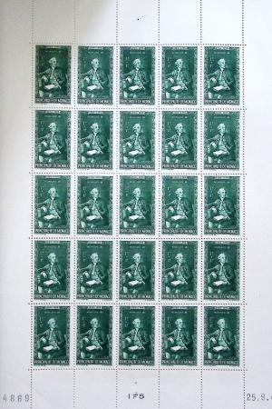 1900-90, Ensemble de timbres neufs couvrant cette période