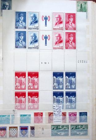 1900-90, Ensemble de timbres neufs couvrant cette période