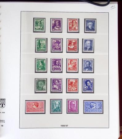 1900-2002, Collection de SUISSE en 13 albums et classeurs,