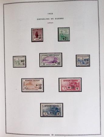 1849-1979, Collection de France en deux classeurs Moc,
