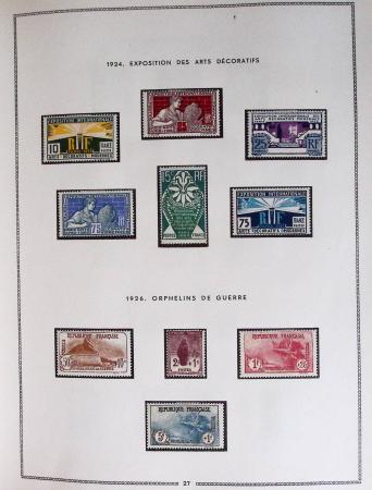 1849-1979, Collection de France en deux classeurs Moc,