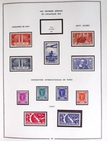 1849-1979, Collection de France en deux classeurs Moc,