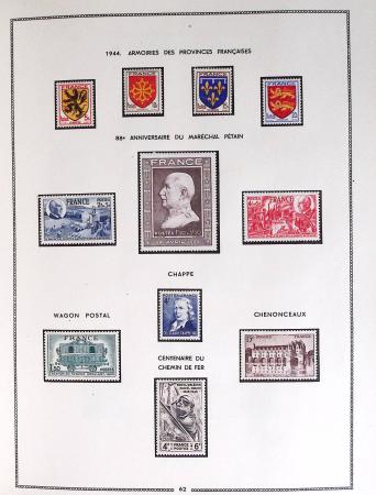 1849-1979, Collection de France en deux classeurs Moc,