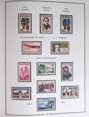 1849-1979, Collection de France en deux classeurs Moc,