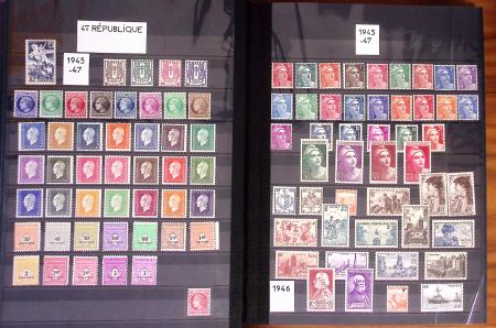 1876-2022, Collection de France en deux classeurs,