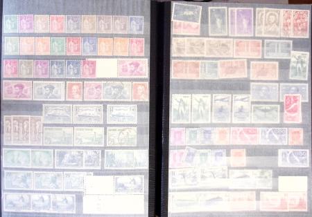 1849-1957, Collection/stock en 4 classeurs, neuf à