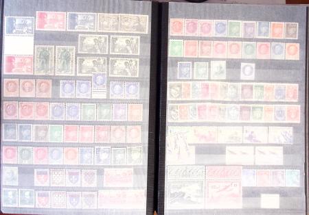 1849-1957, Collection/stock en 4 classeurs, neuf à