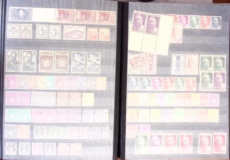 1849-1957, Collection/stock en 4 classeurs, neuf à