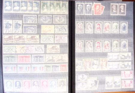 1849-1957, Collection/stock en 4 classeurs, neuf à