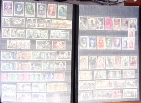 1849-1957, Collection/stock en 4 classeurs, neuf à